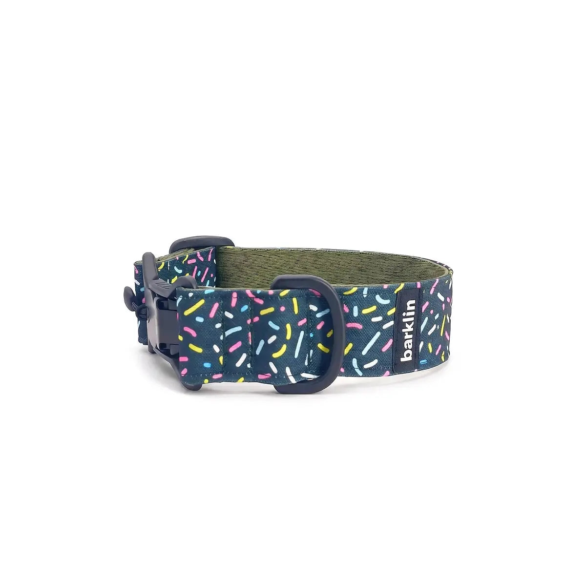 Wide dog collar 4 cm Eighties Sugar pattern showing full arc structure and width profile