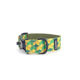 Wide dog collar 4 cm Pixel Grid pattern showing full arc structure and width profile